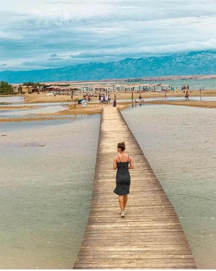 Apartmani Mira Nin Bagian luar foto