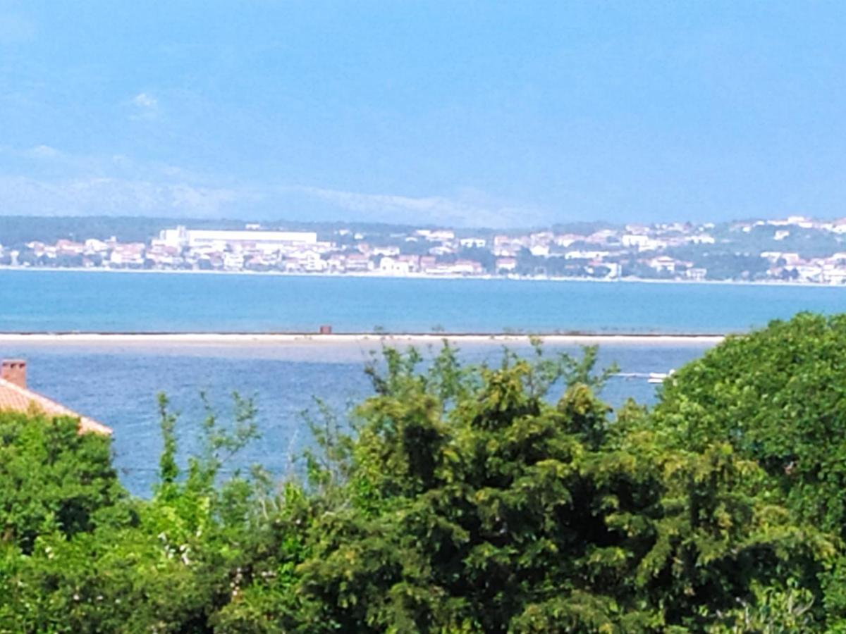 Apartmani Mira Nin Bagian luar foto